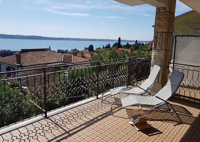 Apartma Kocevar Apartment *